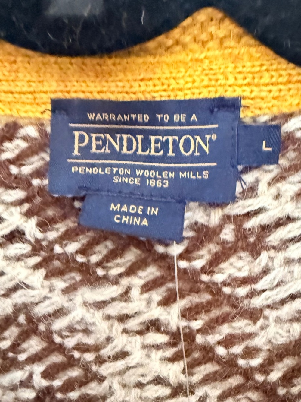 NWT- Pendleton women's Graphic Shetland Zip Cardigan - Picture 5 of 5
